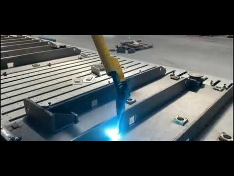 Tengyi High Tech - Robot Welds Power Transformer Oil Tank
