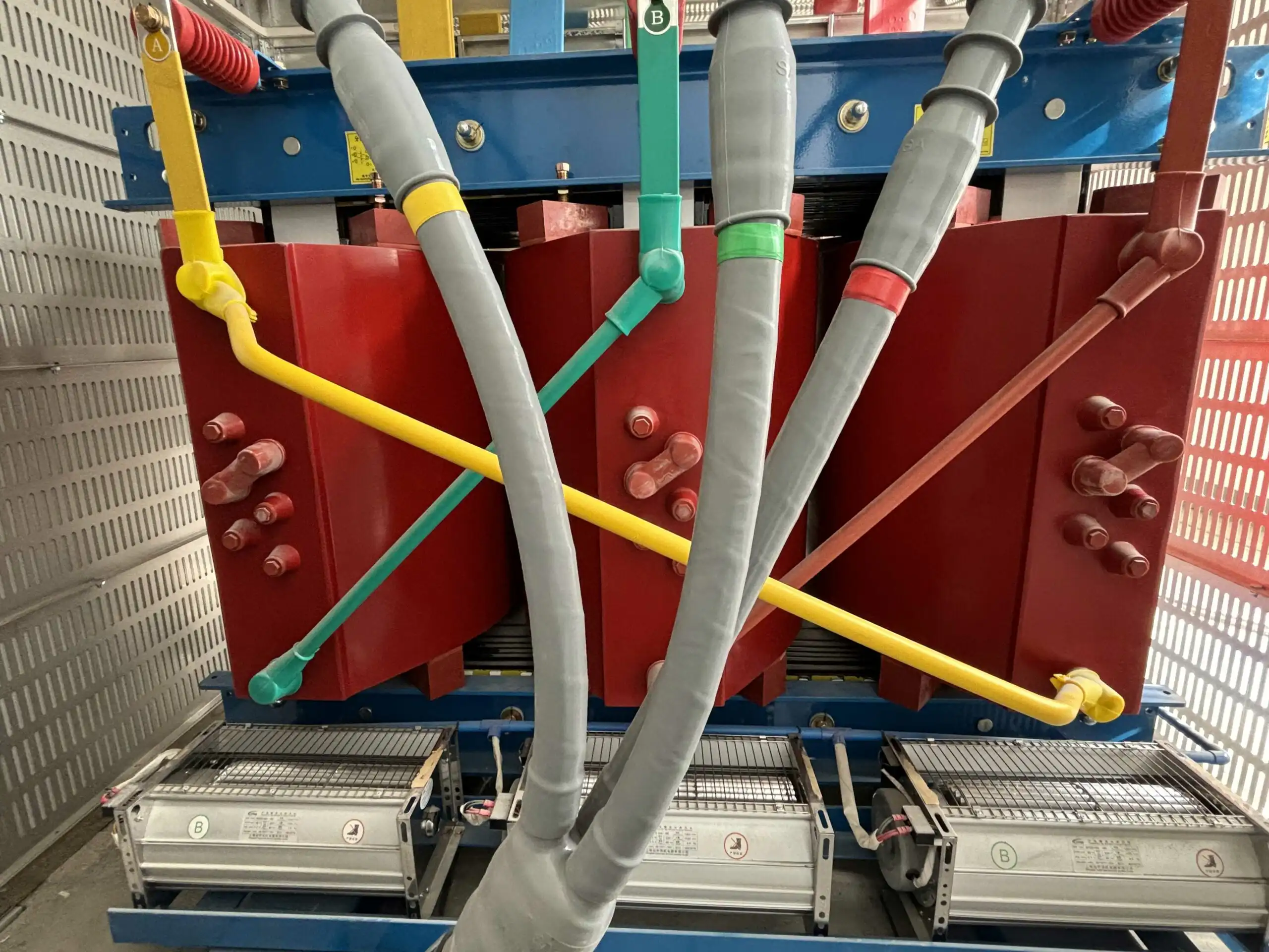 dry-type-transformer-for-residential-area